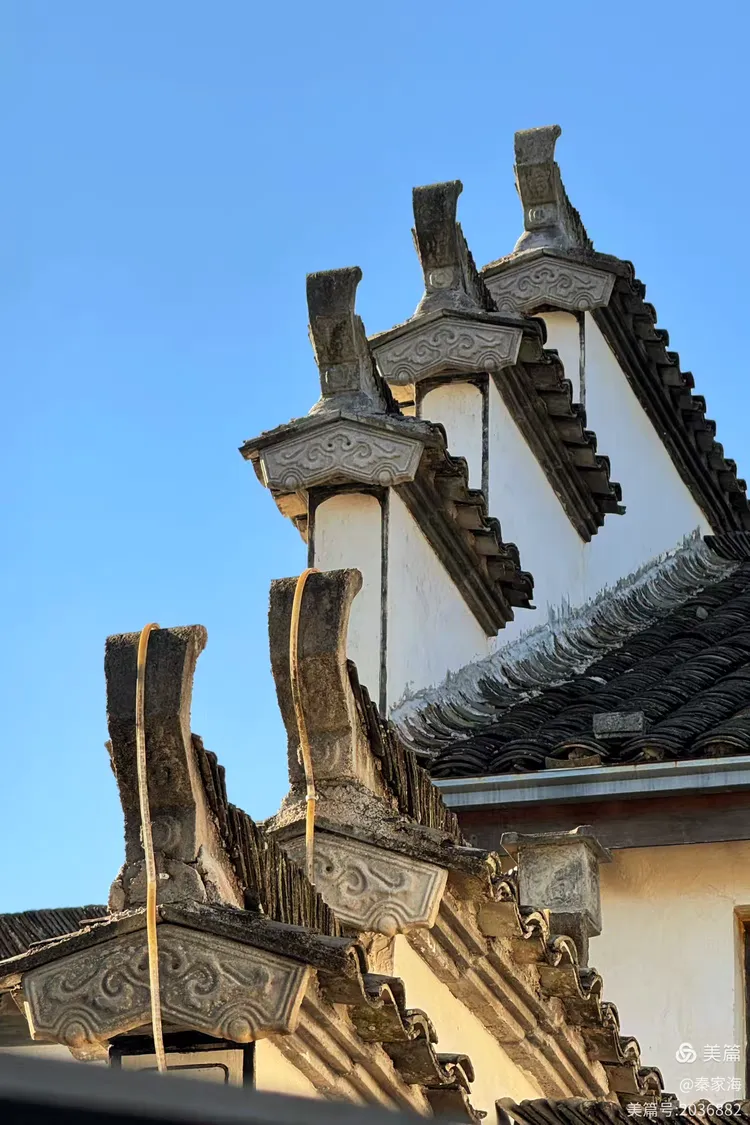 青砖黛瓦马头墙